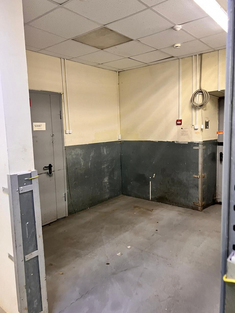 Аренда торгового помещения Жилой дом 