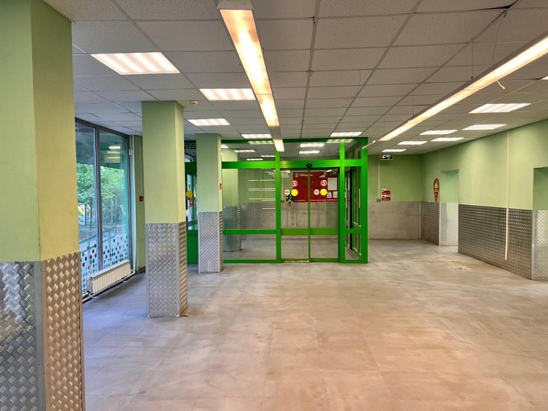 Аренда торгового помещения Жилой дом 