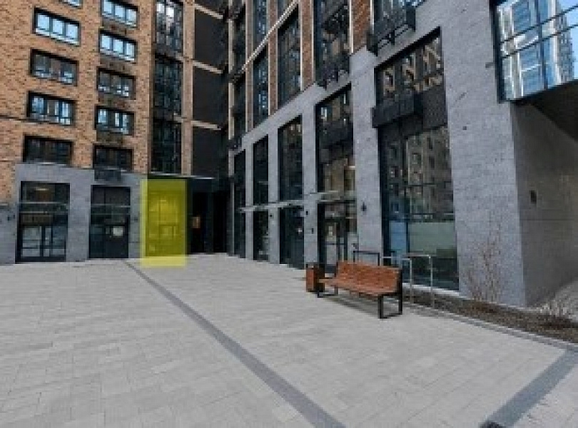 Продажа торгового помещения Жилое здание 