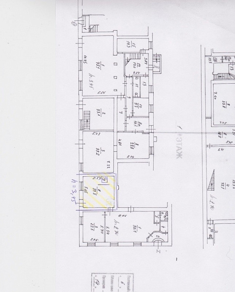 Аренда торгового помещения Жилое здание 