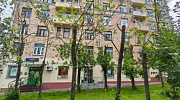 Продажа торгового помещения Жилое здание 