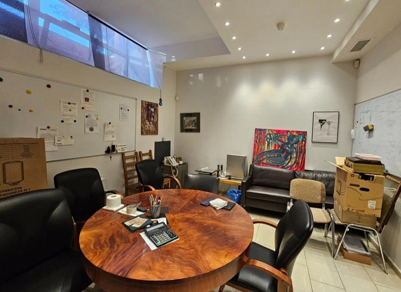 Продажа торгового помещения Жилой дом