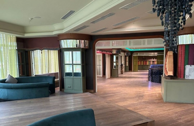 Аренда торгового помещения Жилое здание 