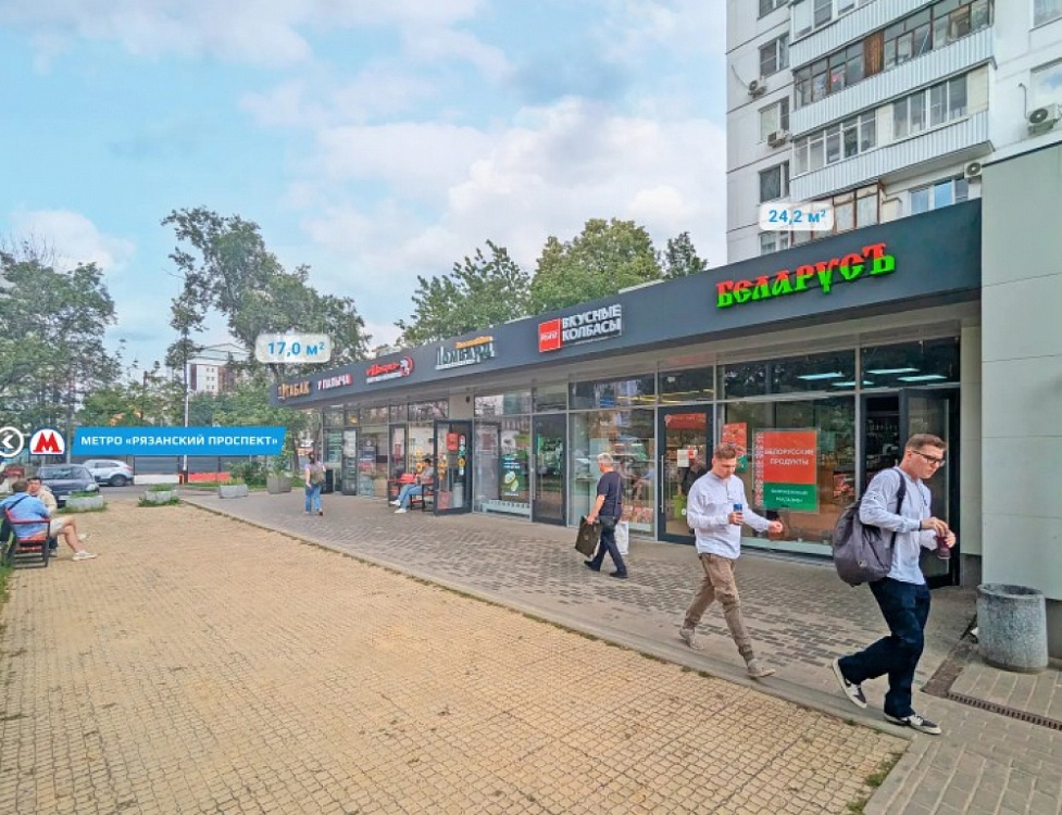 Аренда торгового помещения Жилое здание 